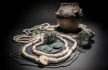An extraordinary Copper-Age Hoard from South Transdanubia