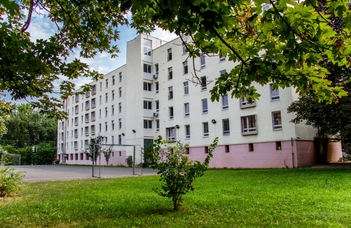 Nándorfejérvári úti Dormitory