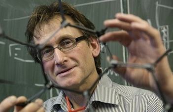 Lecture by Nobel laureate Ben Feringa: The Art of Building Small – from molecular switches to motors