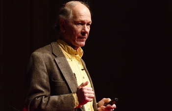 Az ELTE és a University of Maryland nemzetközi konferencián köszönti John Bally csillagászt.