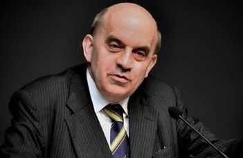 Hamza Gábor Deák Ferenc-díjat kapott