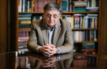 Kitünteti Lovász Lászlót az Európai Tudományos Akadémia