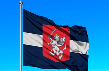 Lidija Leikuma és Alekszej Andronov nyelvészek többnyelvű beszélgetése, tolmácsolással.