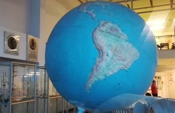 Egyetem megnyitja kapuit: Planetáriumi séta 3.