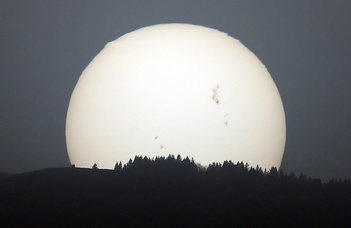 ,,Betyár” napfoltok gátolhatják az űridőjárás hosszabb távú előrejelzését