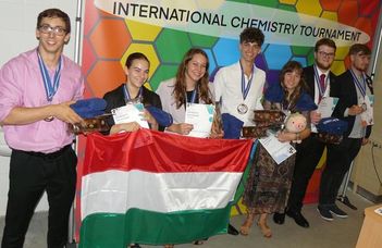Apáczais diák lett a Nemzetközi Kémiai Torna abszolút győztese