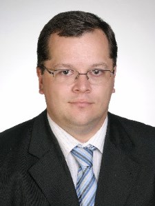 Kozák Péter