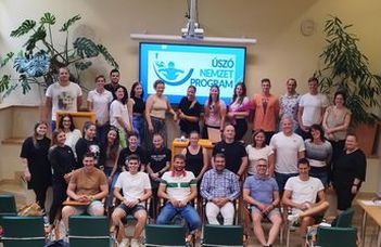 Jól képzett szakemberekkel az ingyenes úszásoktatásért