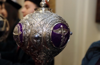 Pédumot kapott az ELTE Gazdaságtudományi Kara