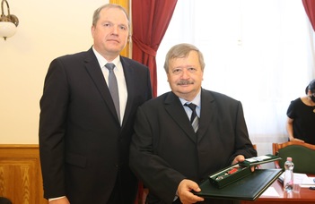 Litván állami kitüntetésben részesült Zoltán András