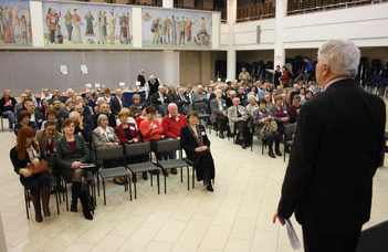 Nagy sikerrel zajlott a Kémia Intézet Alumni találkozója