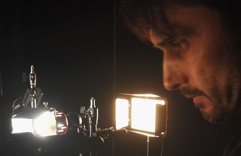 Filmvetítés és beszélgetés az MTA Filmklubjában.