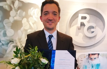 A Trefort kémiatanárát kitüntette a Richter
