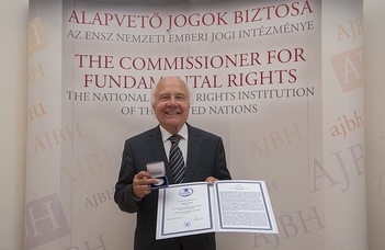 Vékás Lajos kitüntetése