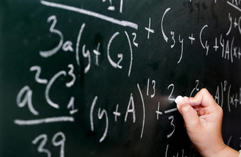 Konferencia a japán-magyar diszkrét matematikai együttműködés jegyében.